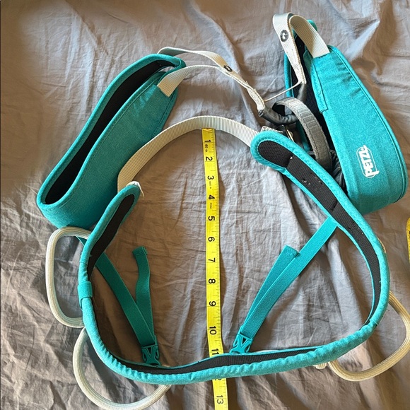 Petzl CORAX LT Climbing Harness - Turquoise Women's Size Small - Picture 8 of 9